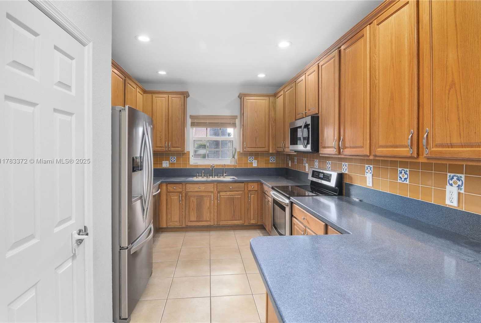 Small Image of 922 NORTH WEST 127TH AVE, Coral Springs Number 8