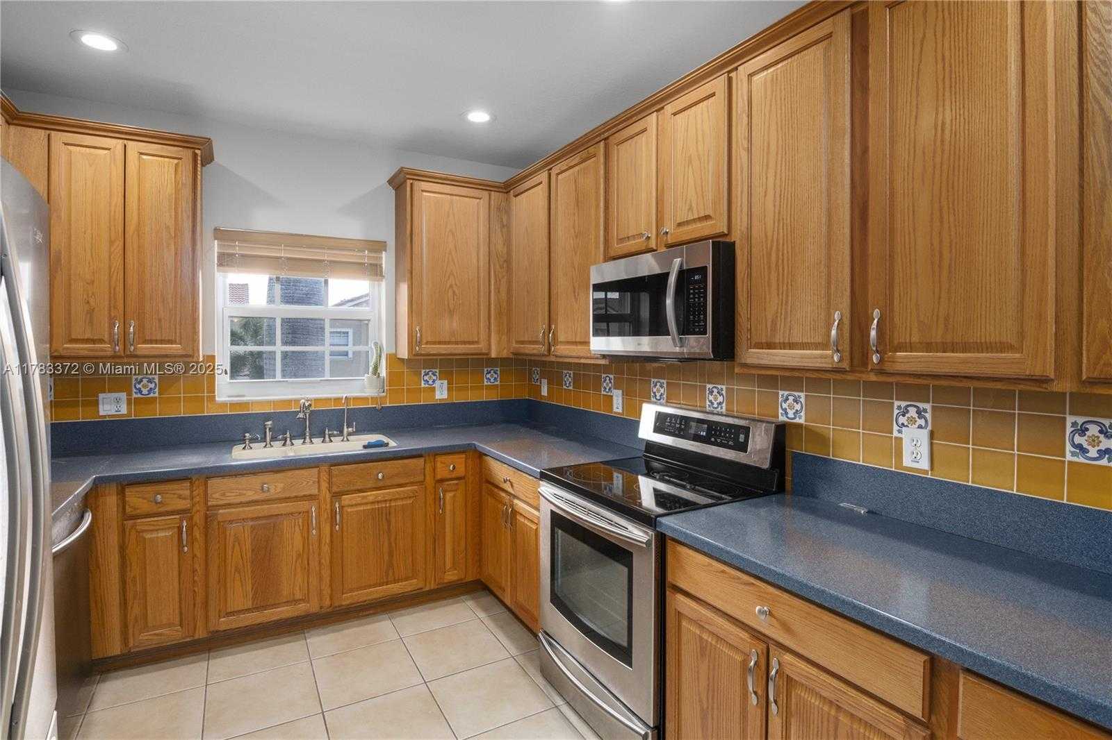 Small Image of 922 NORTH WEST 127TH AVE, Coral Springs Number 9