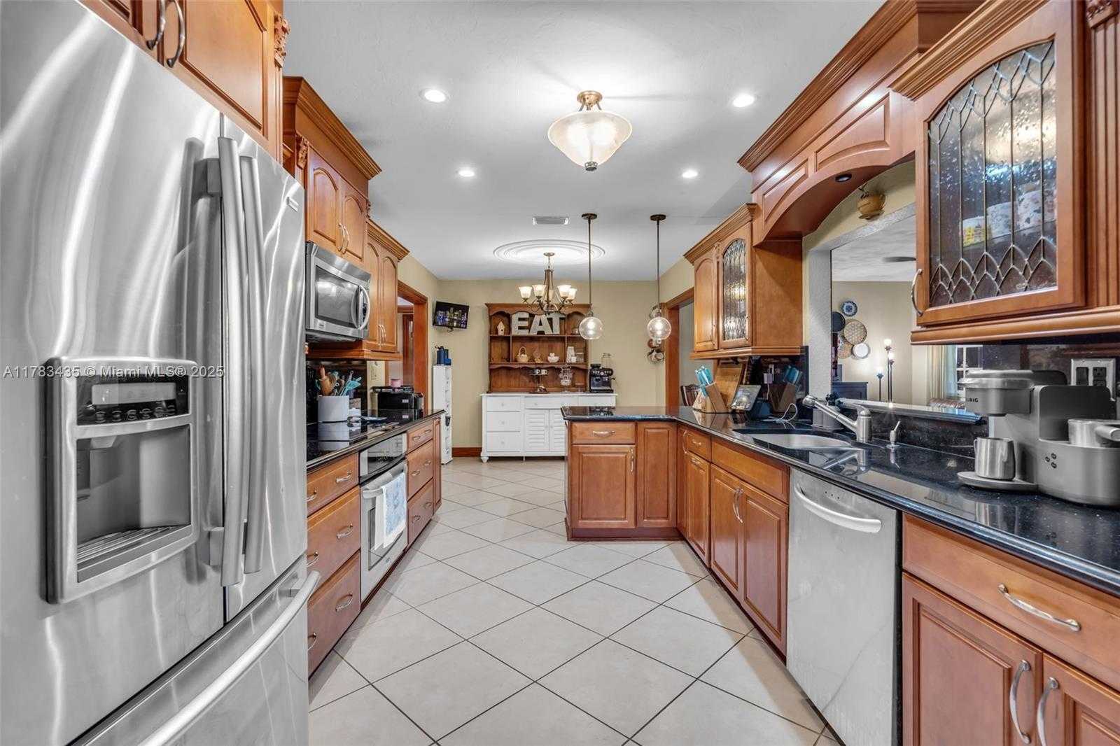 Small Image of 28505 SOUTH WEST 207TH AVE, Homestead Number 14