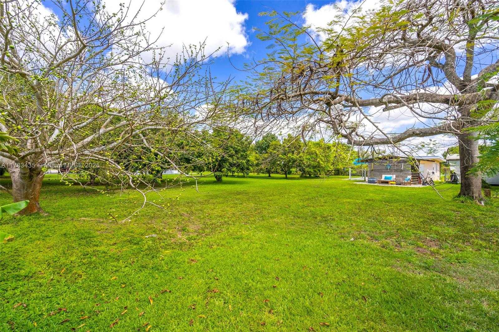 Small Image of 28505 SOUTH WEST 207TH AVE, Homestead Number 27