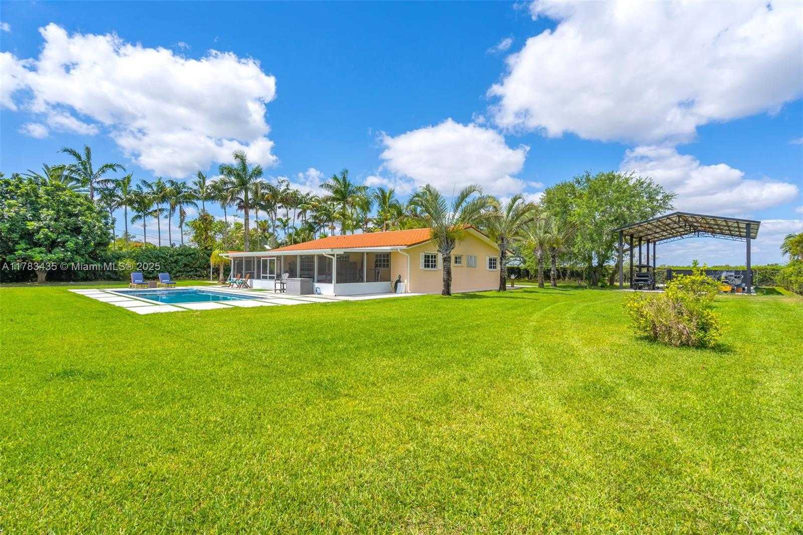 Small Image of 28505 SOUTH WEST 207TH AVE, Homestead Number 32