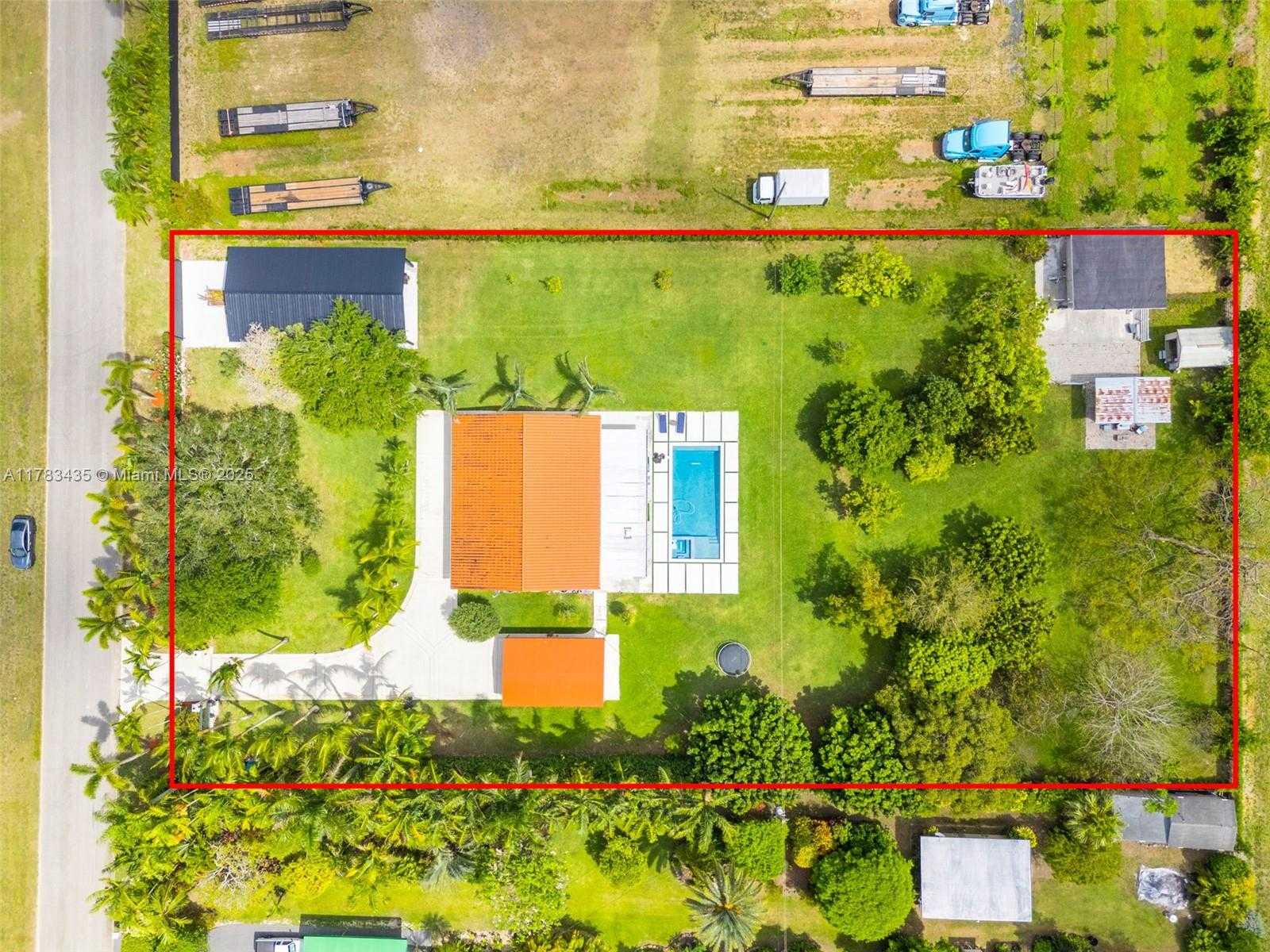 Small Image of 28505 SOUTH WEST 207TH AVE, Homestead Number 34