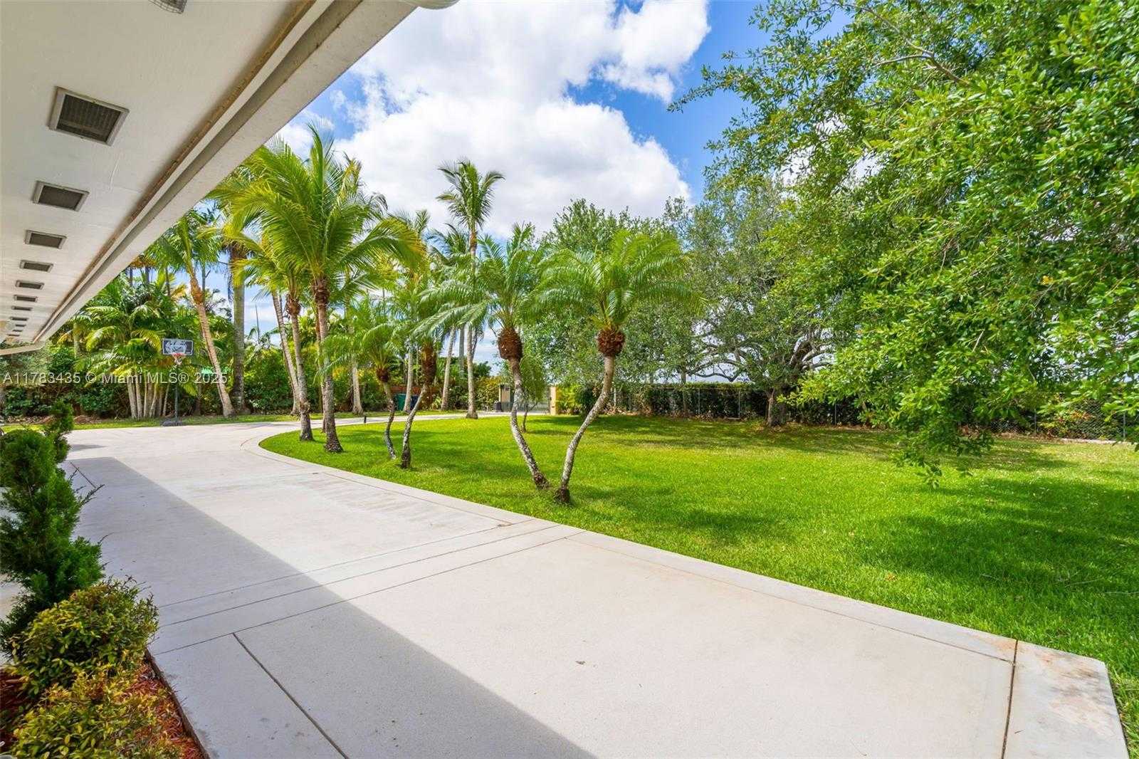 Small Image of 28505 SOUTH WEST 207TH AVE, Homestead Number 8