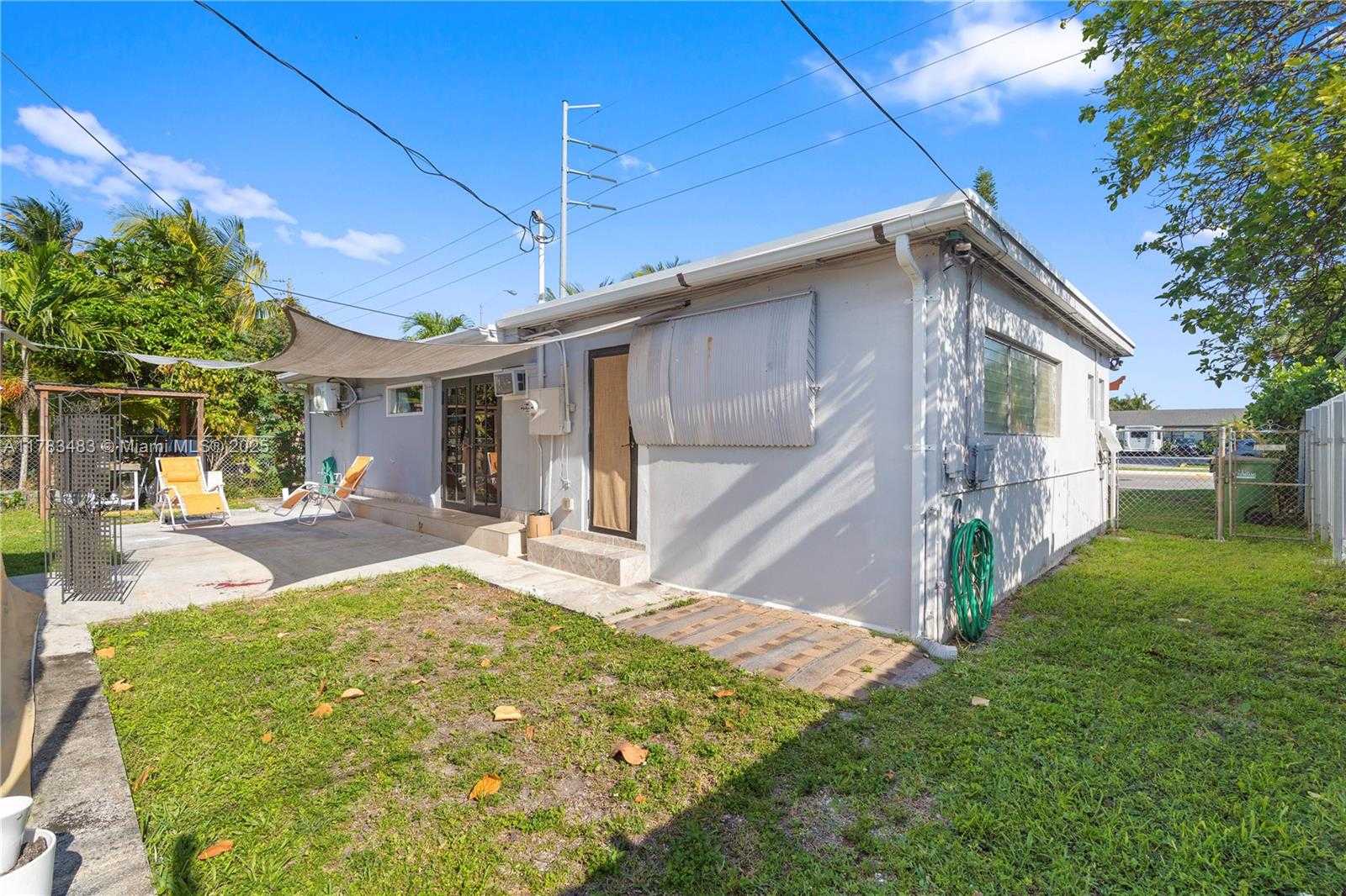 Small Image of 1260 NORTH EAST 135TH ST, North Miami Number 31