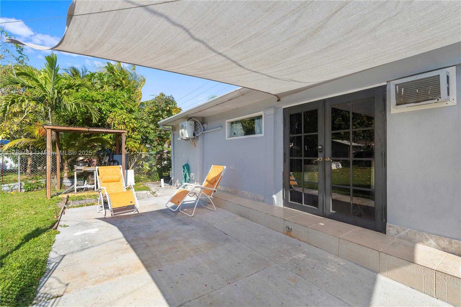 Small Image of 1260 NORTH EAST 135TH ST, North Miami Number 32