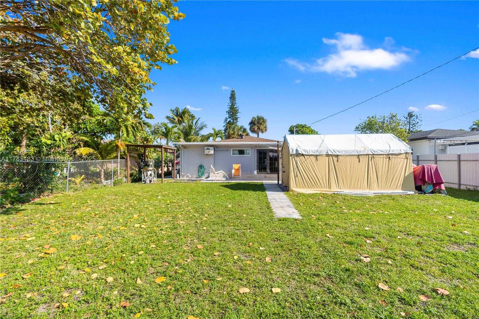 Small Image of 1260 NORTH EAST 135TH ST, North Miami Number 35
