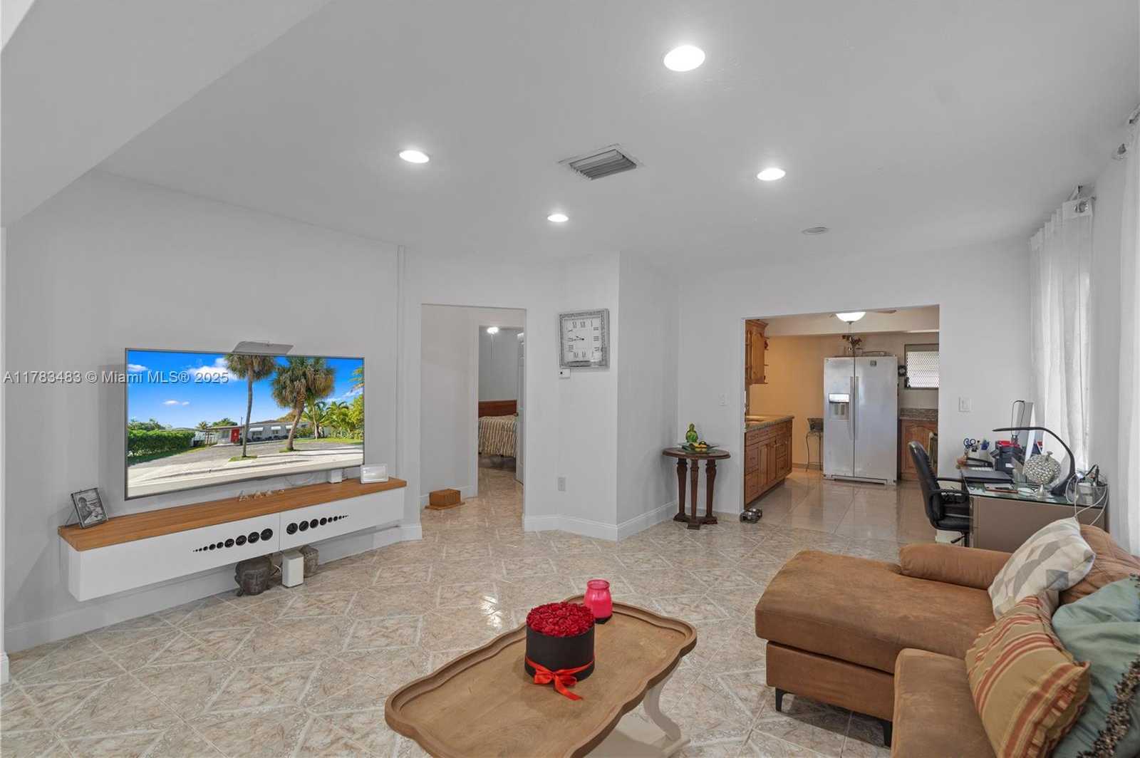 Small Image of 1260 NORTH EAST 135TH ST, North Miami Number 6