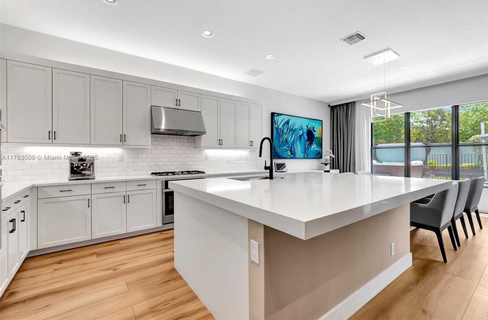 Small Image of 8608 TORREY ISLES TER, Boca Raton Number 24