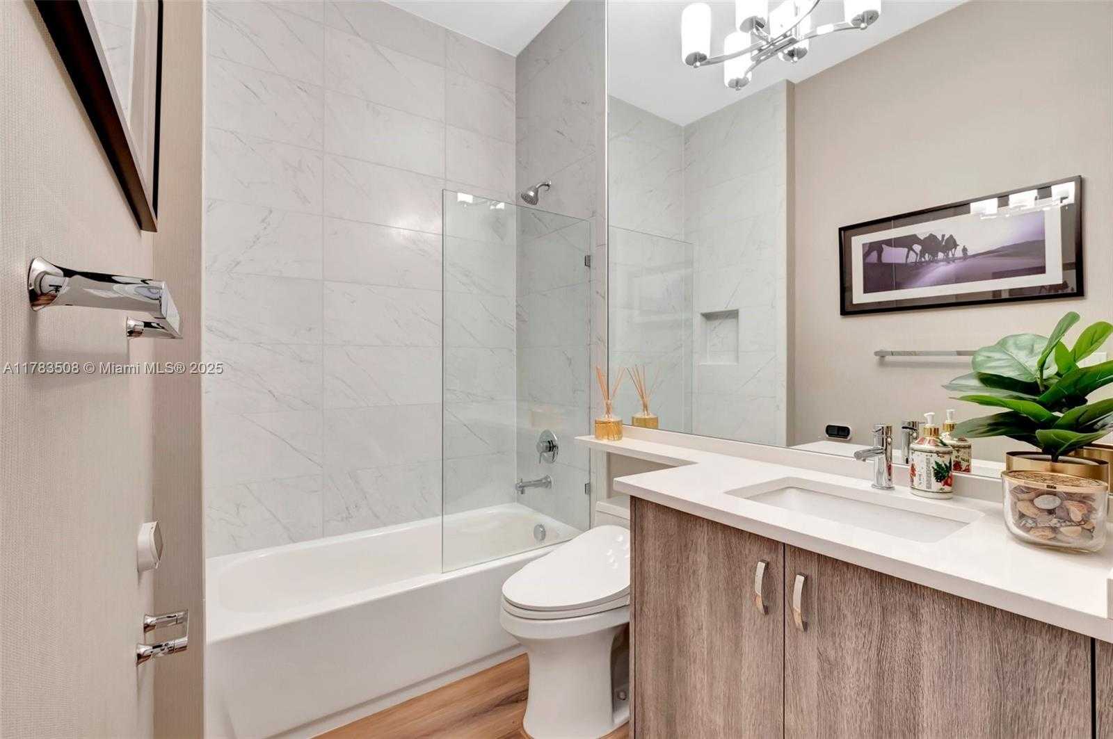 Small Image of 8608 TORREY ISLES TER, Boca Raton Number 25