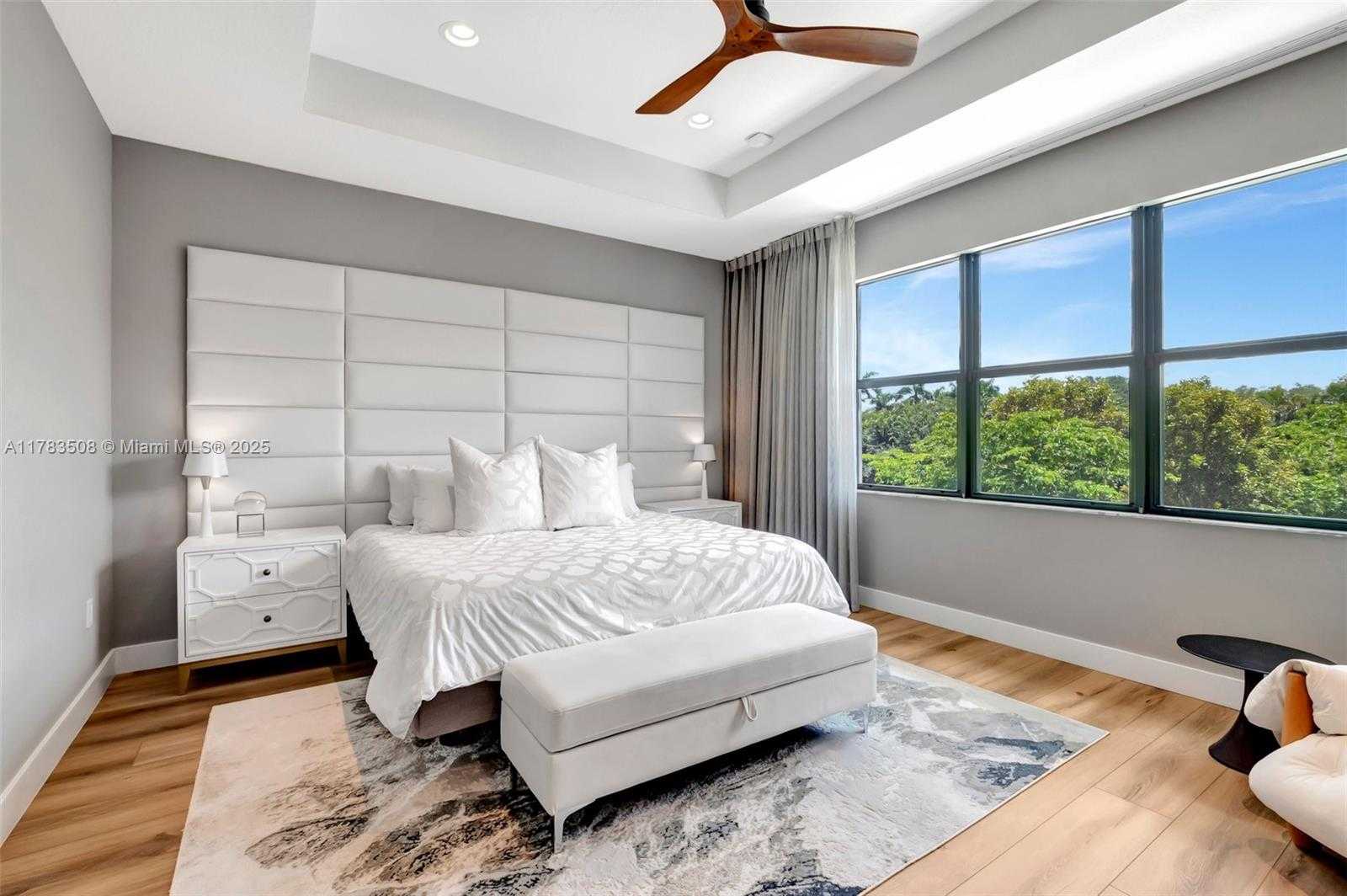 Small Image of 8608 TORREY ISLES TER, Boca Raton Number 29