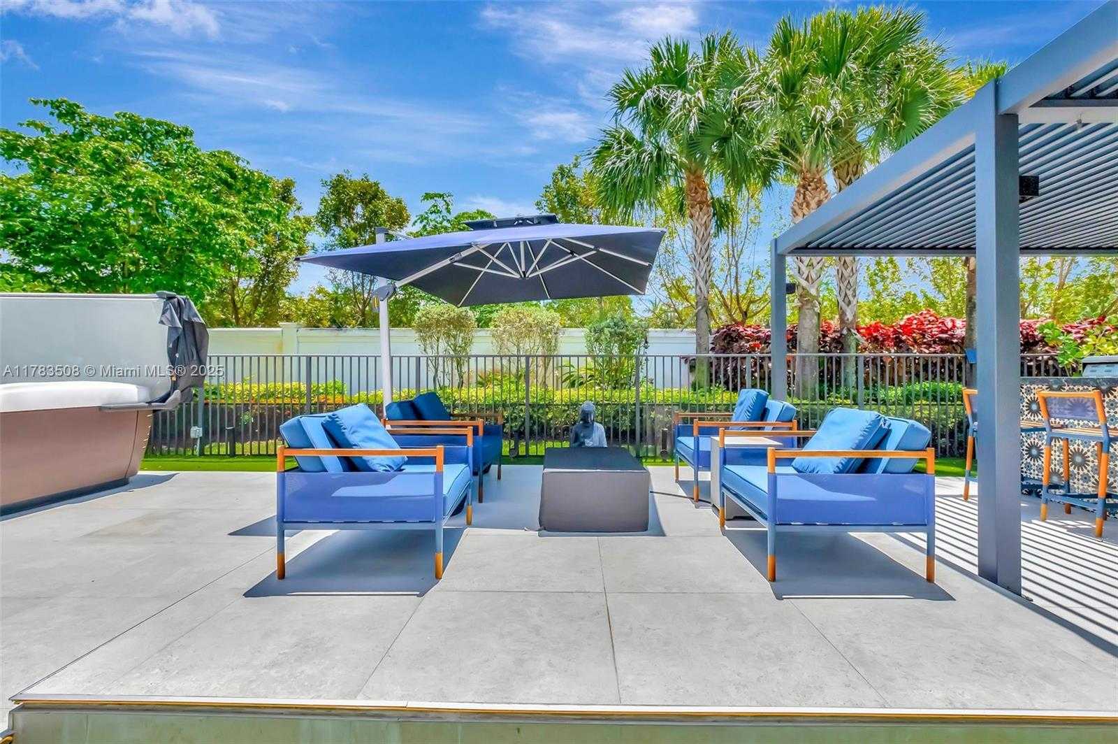 Small Image of 8608 TORREY ISLES TER, Boca Raton Number 41