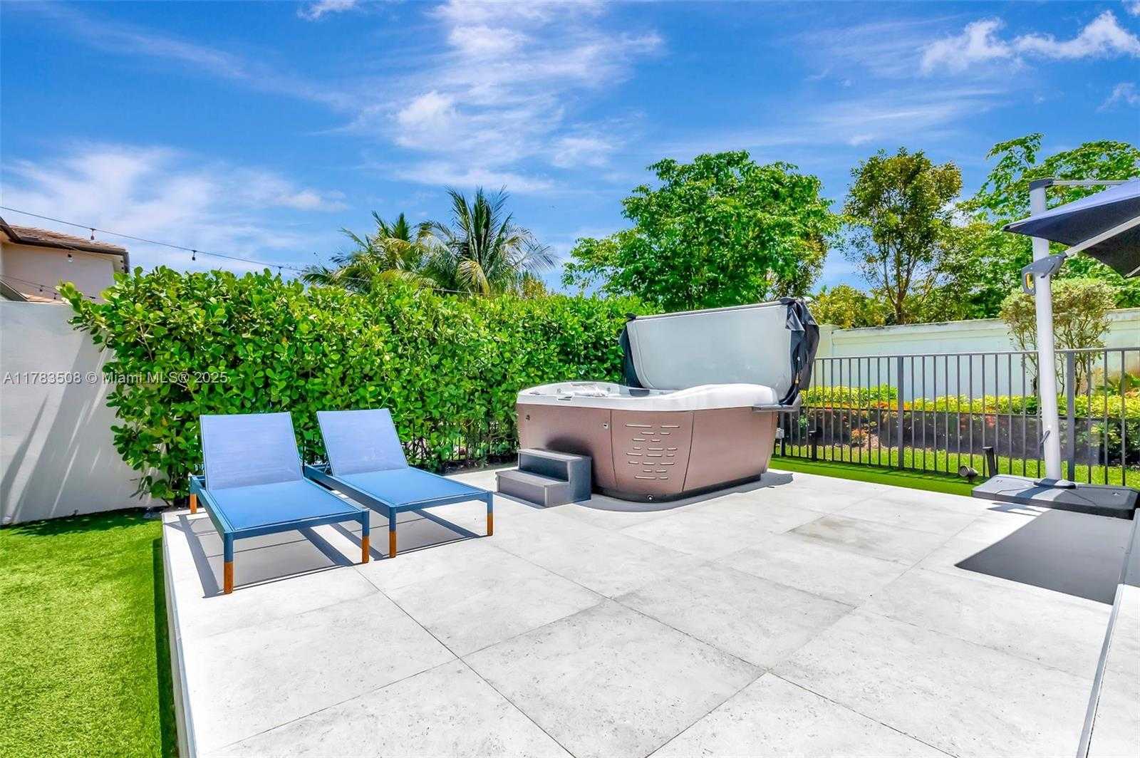 Small Image of 8608 TORREY ISLES TER, Boca Raton Number 42