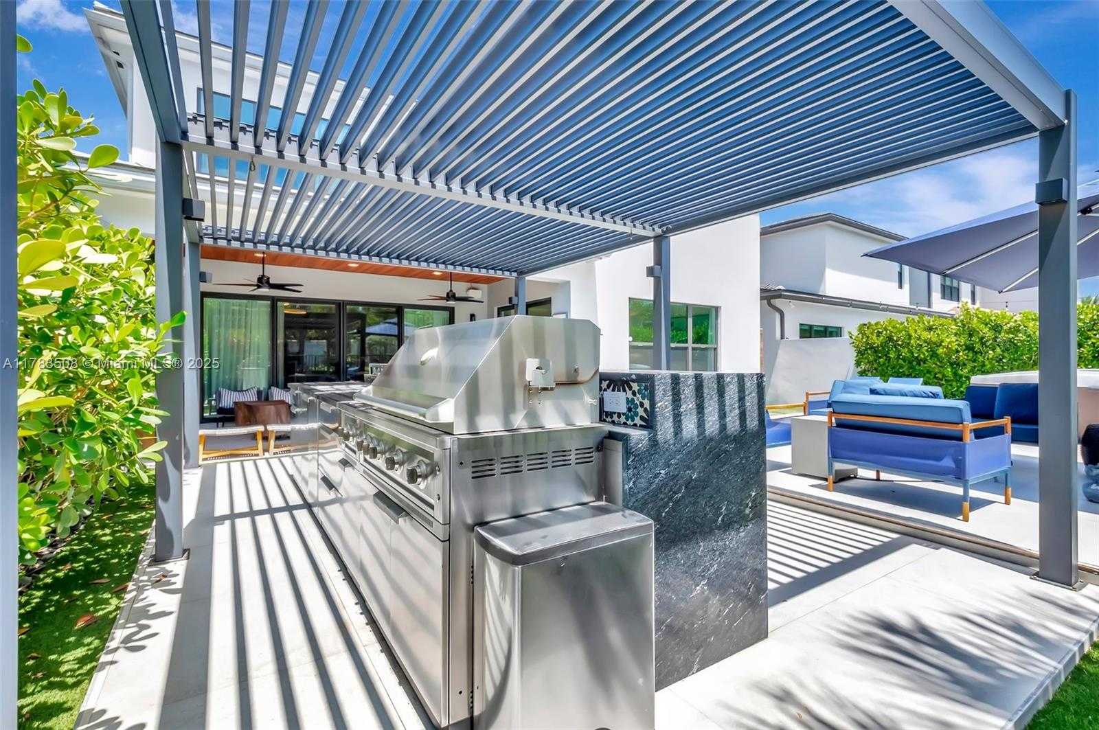 Small Image of 8608 TORREY ISLES TER, Boca Raton Number 44
