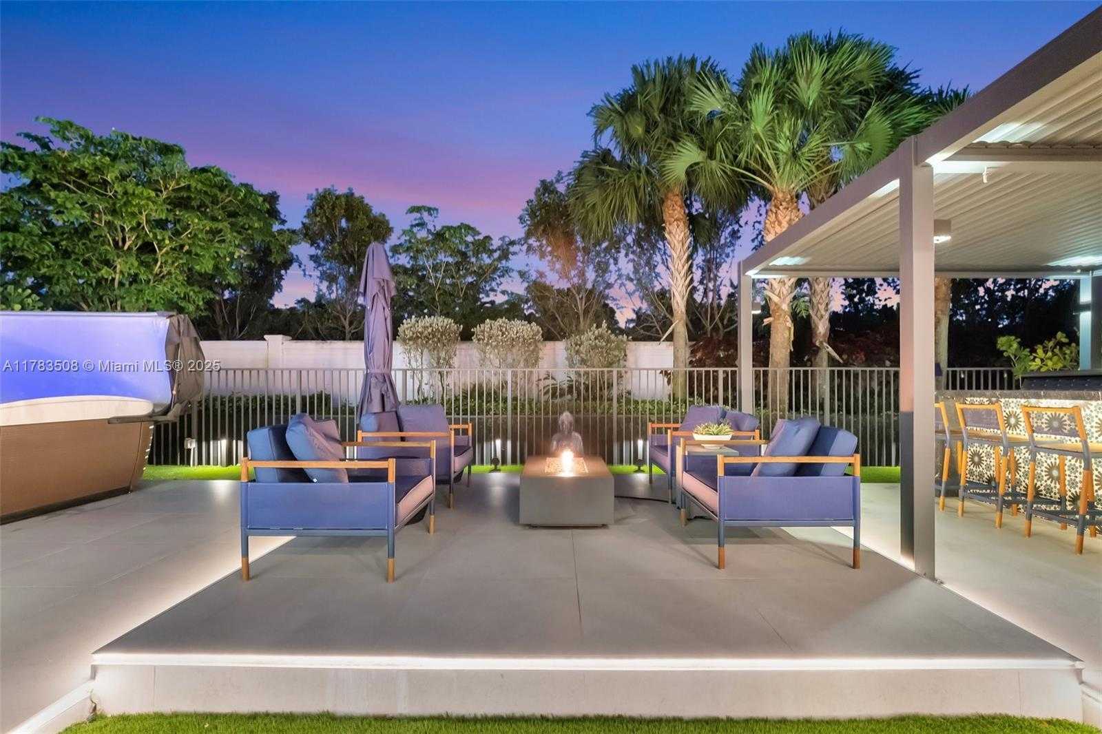 Small Image of 8608 TORREY ISLES TER, Boca Raton Number 53