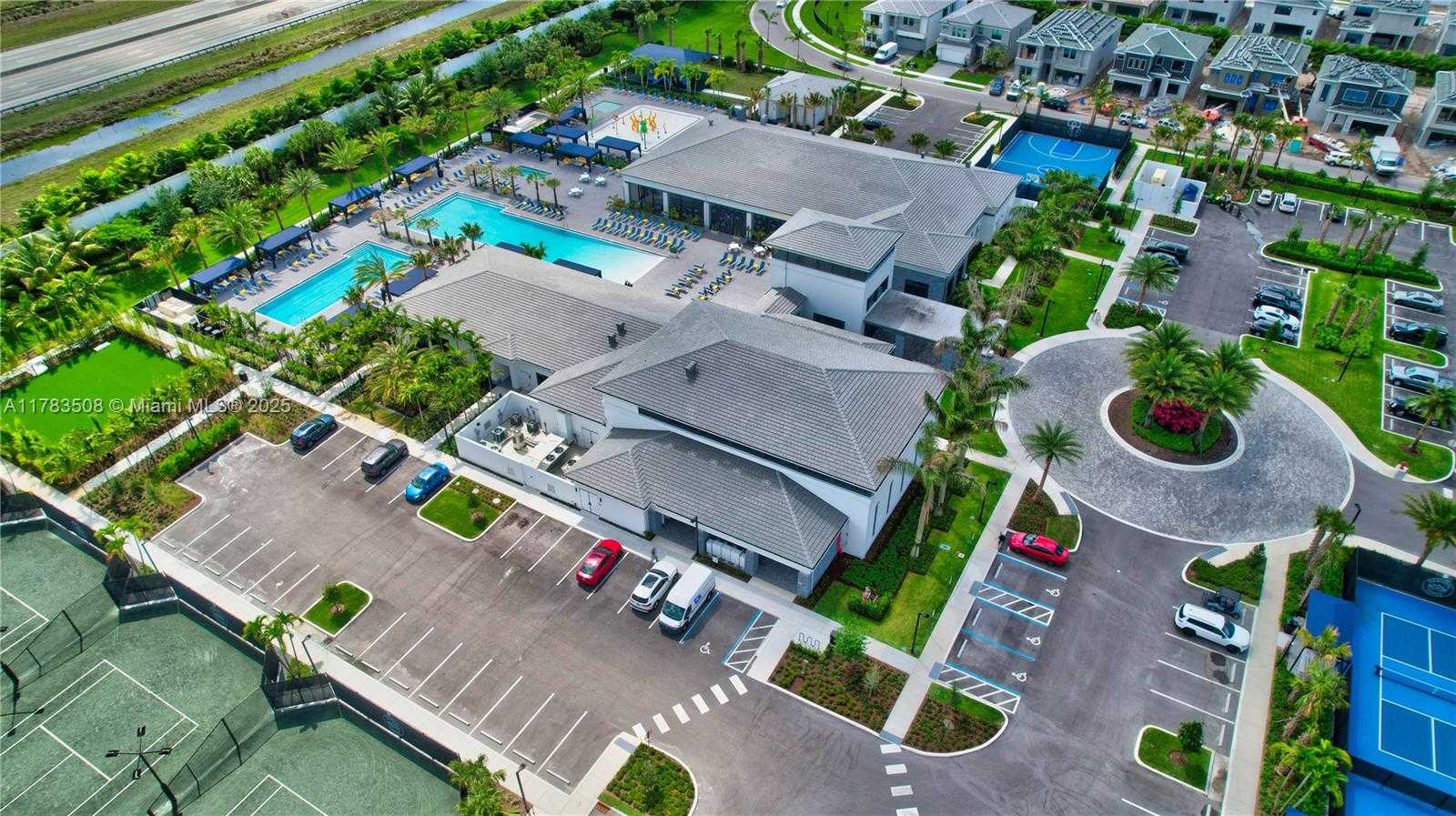 Small Image of 8608 TORREY ISLES TER, Boca Raton Number 75