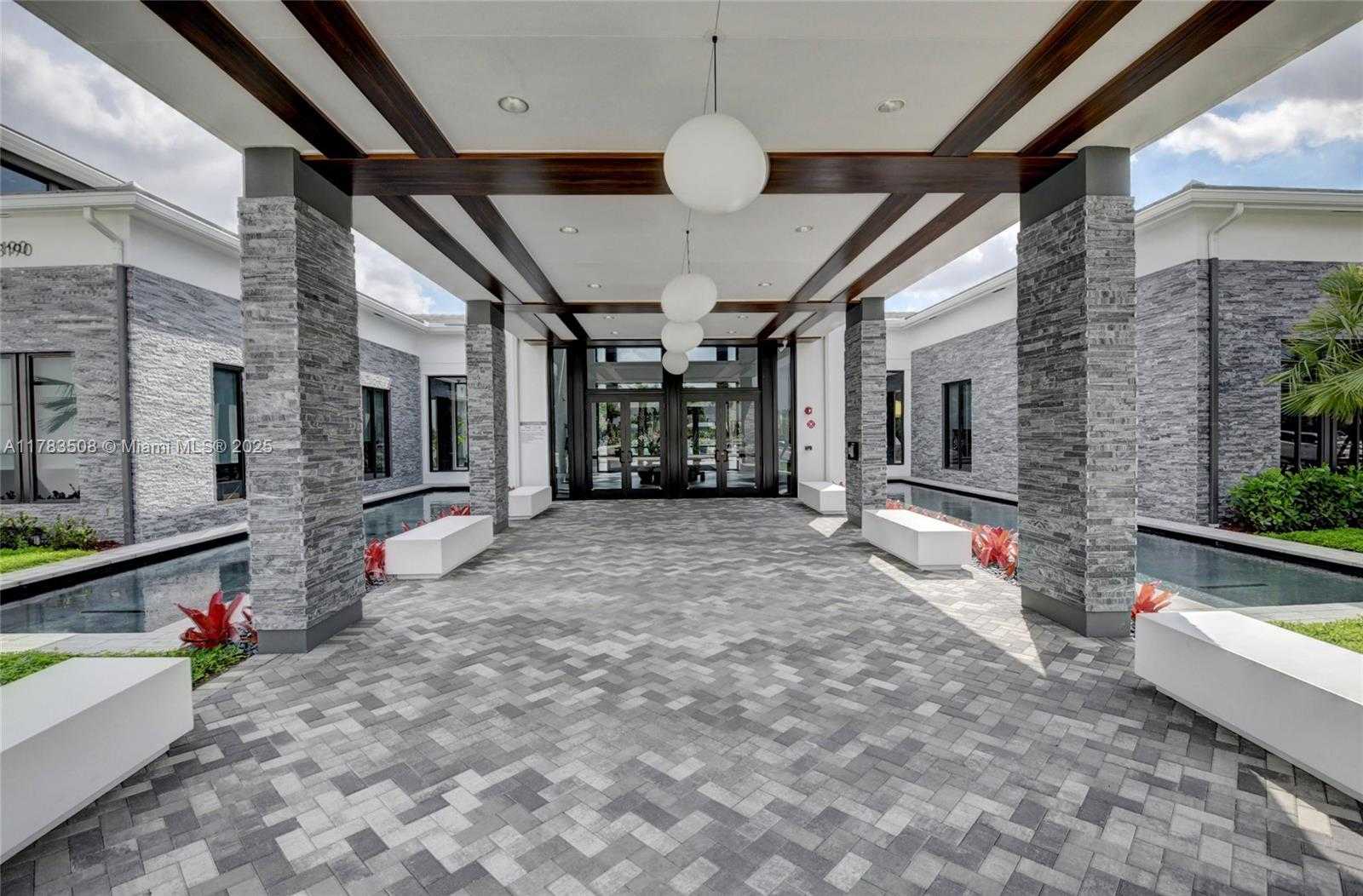 Small Image of 8608 TORREY ISLES TER, Boca Raton Number 82
