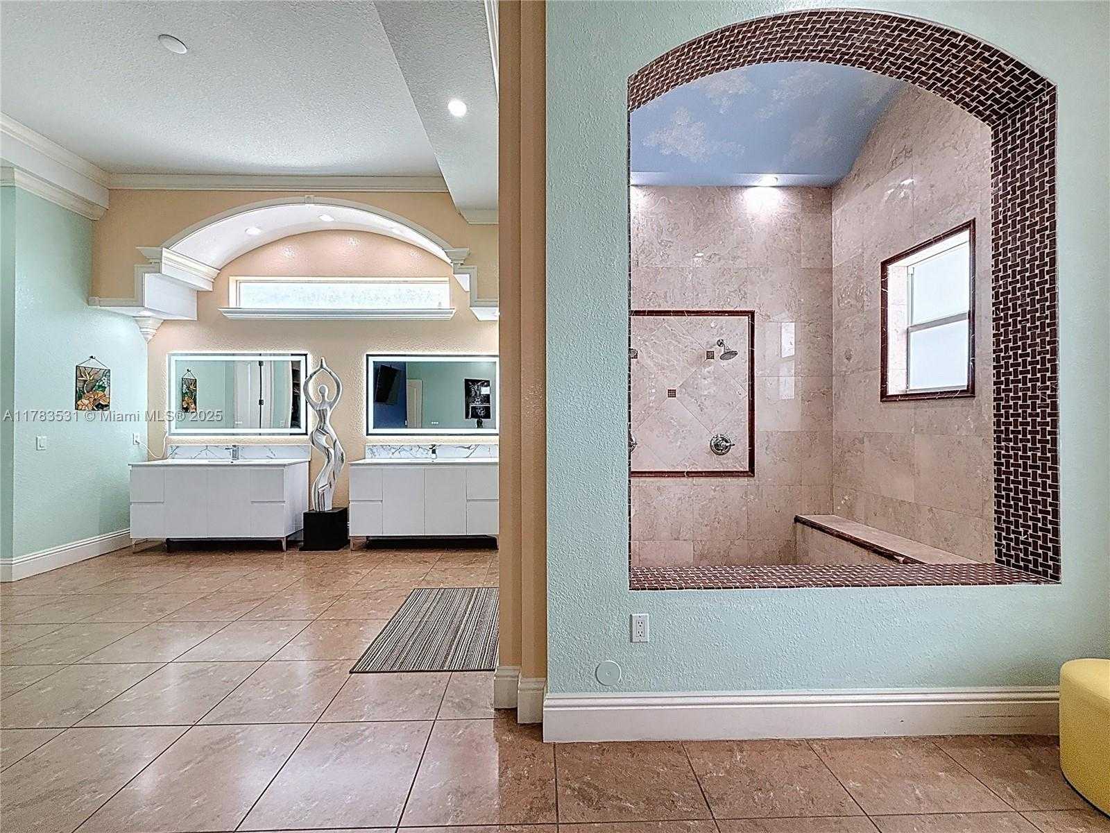 Small Image of 20455 SOUTH WEST 154TH AVE, Miami Number 51