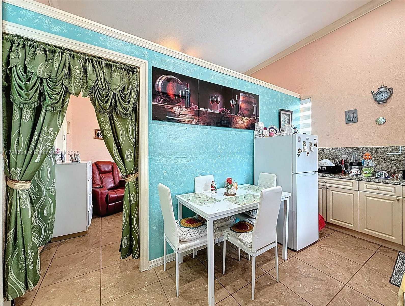 Small Image of 20455 SOUTH WEST 154TH AVE, Miami Number 66