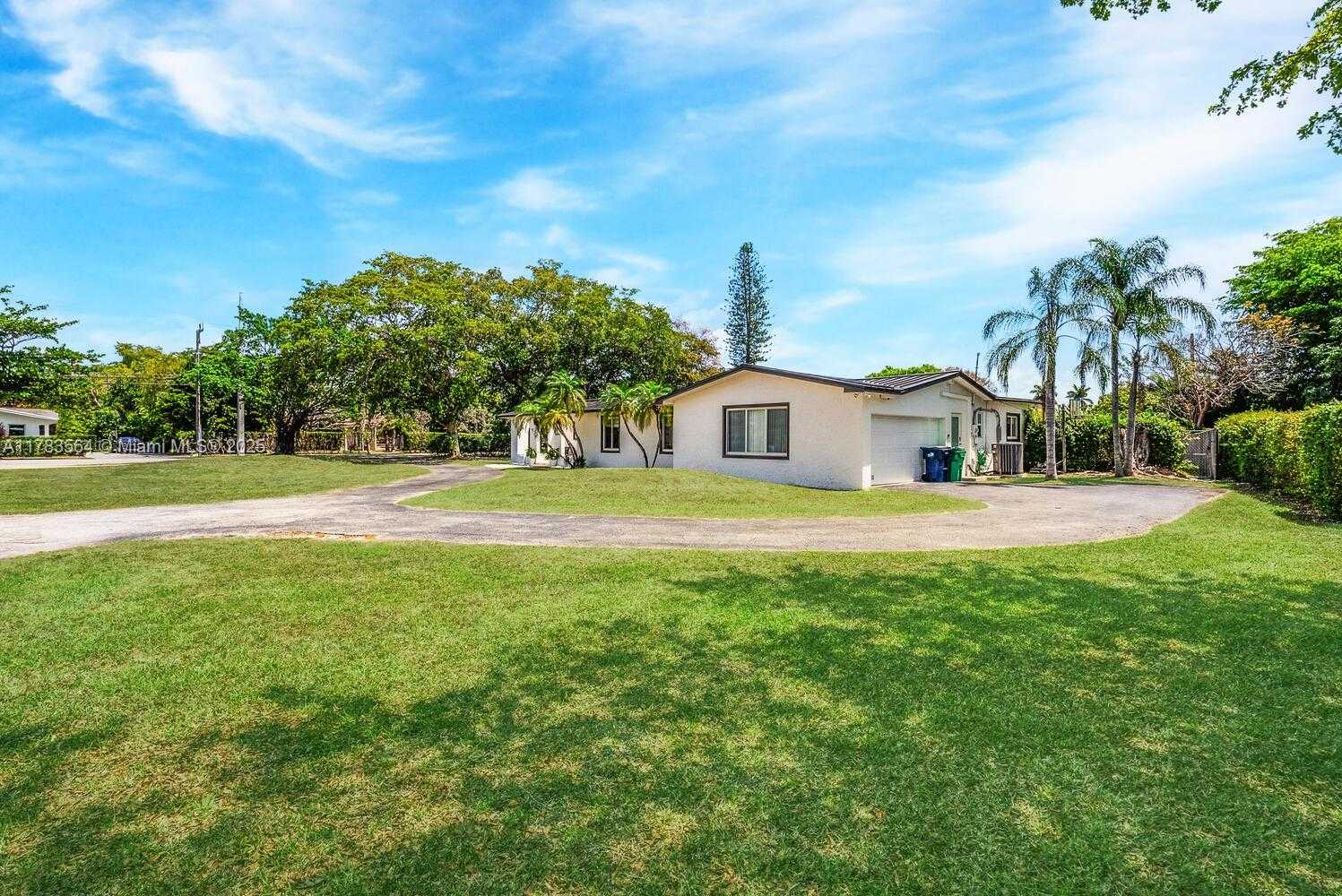 Small Image of 13605 SOUTH WEST 73RD AVE, Palmetto Bay Number 10