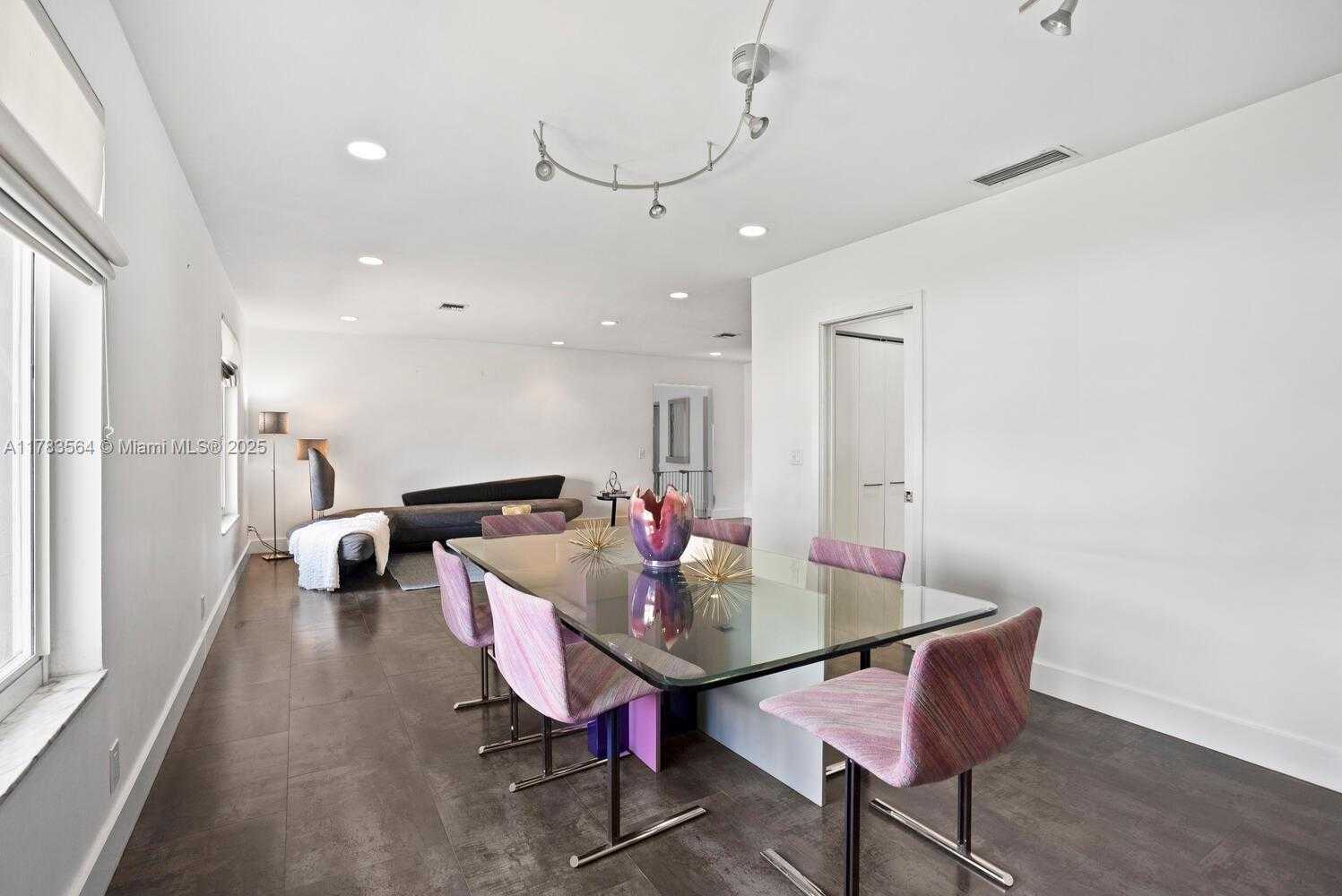 Small Image of 13605 SOUTH WEST 73RD AVE, Palmetto Bay Number 16