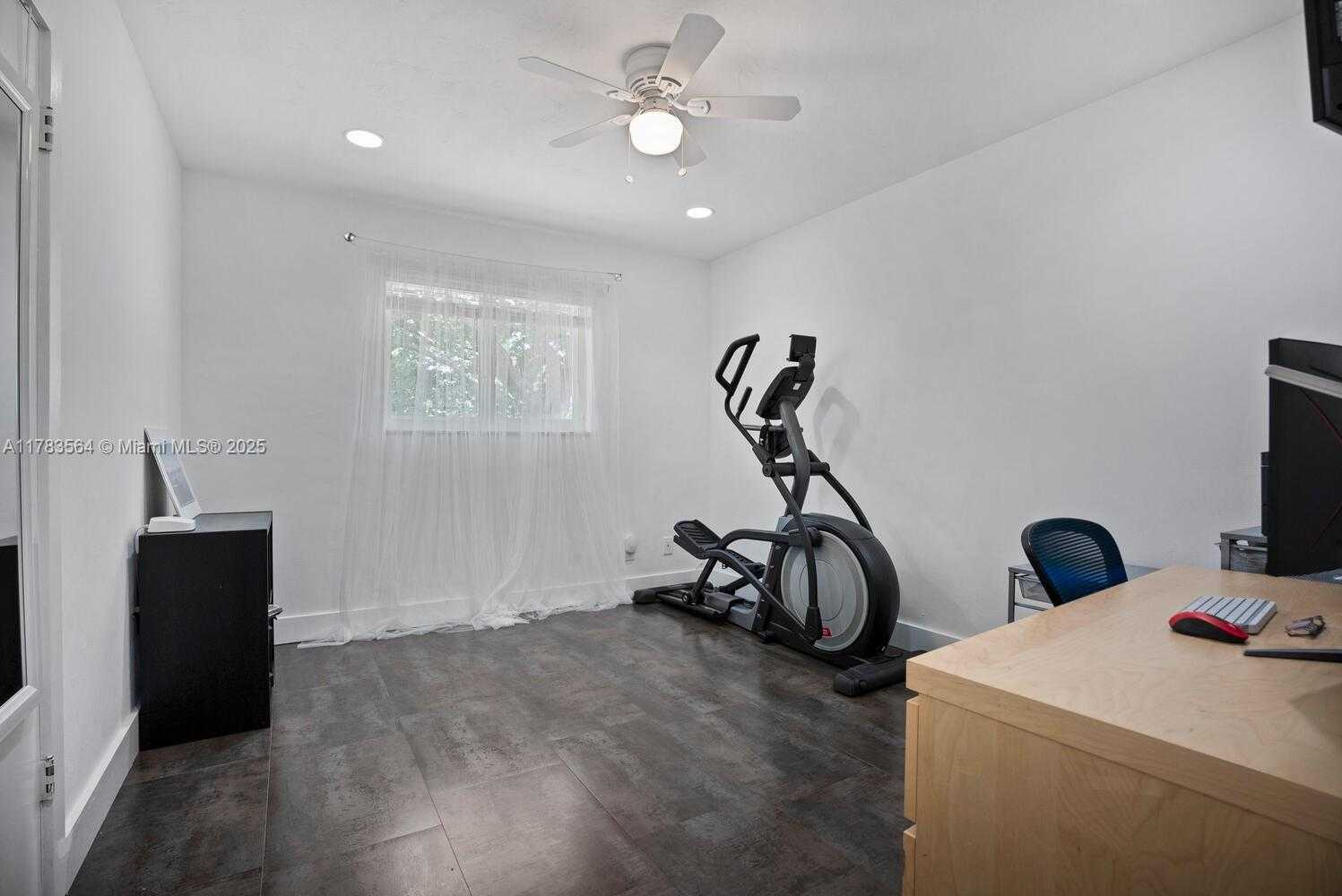 Small Image of 13605 SOUTH WEST 73RD AVE, Palmetto Bay Number 29