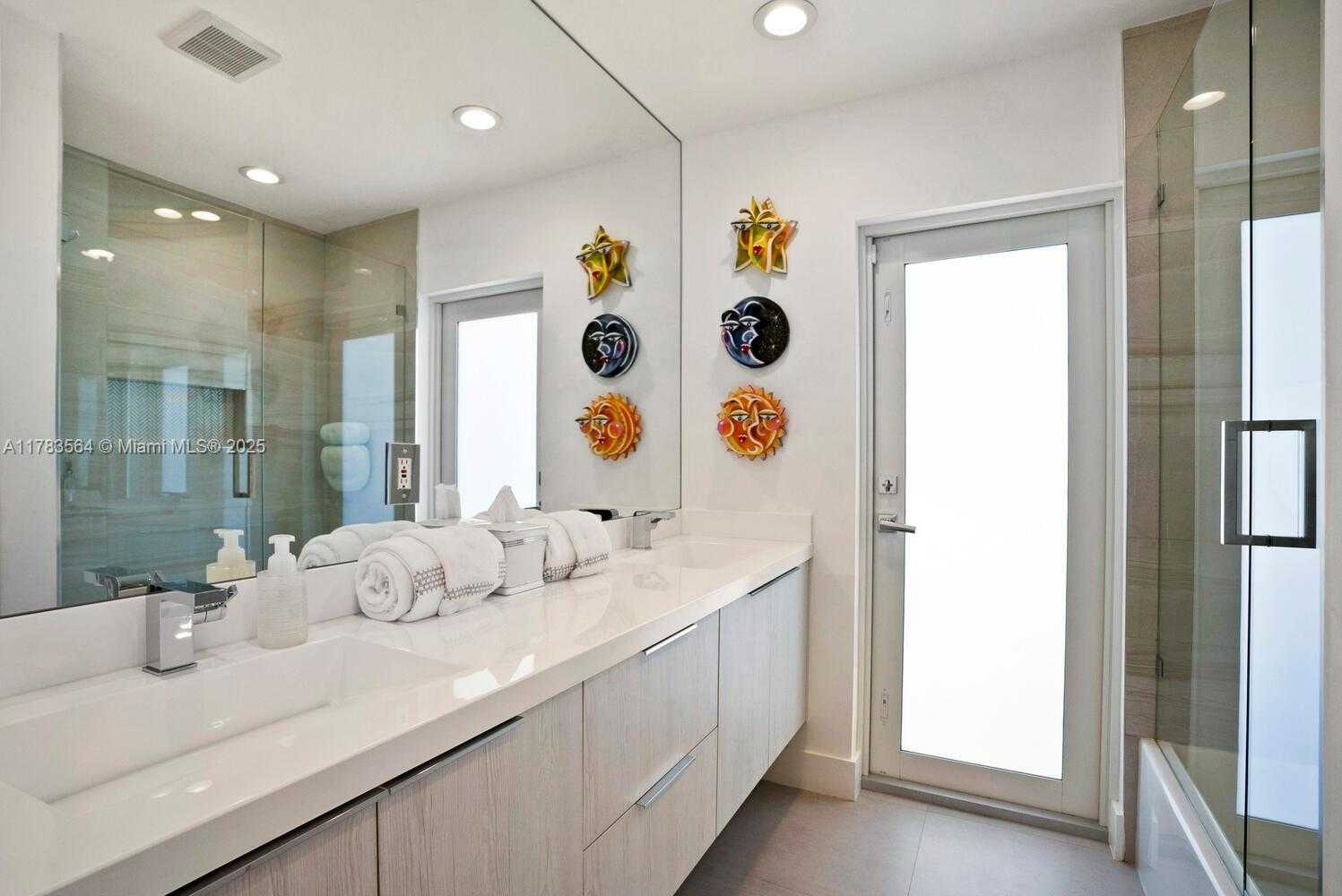 Small Image of 13605 SOUTH WEST 73RD AVE, Palmetto Bay Number 30