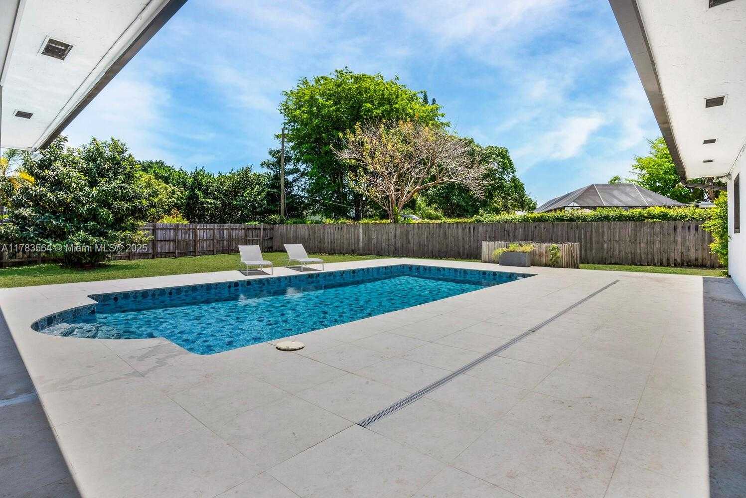 Small Image of 13605 SOUTH WEST 73RD AVE, Palmetto Bay Number 32
