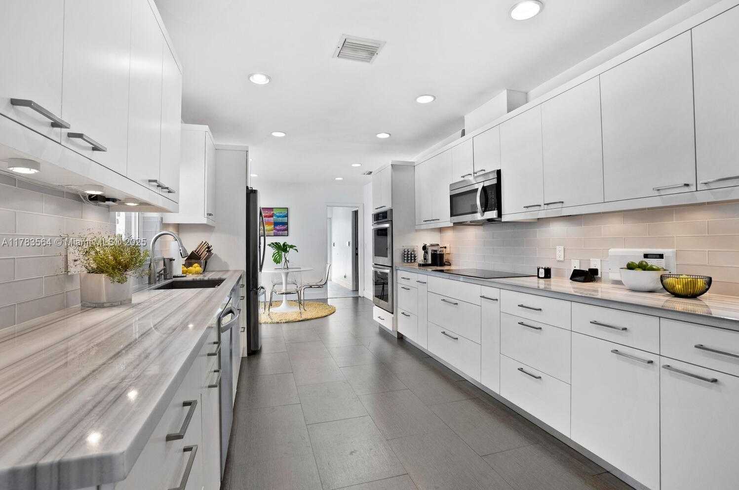 Small Image of 13605 SOUTH WEST 73RD AVE, Palmetto Bay Number 5