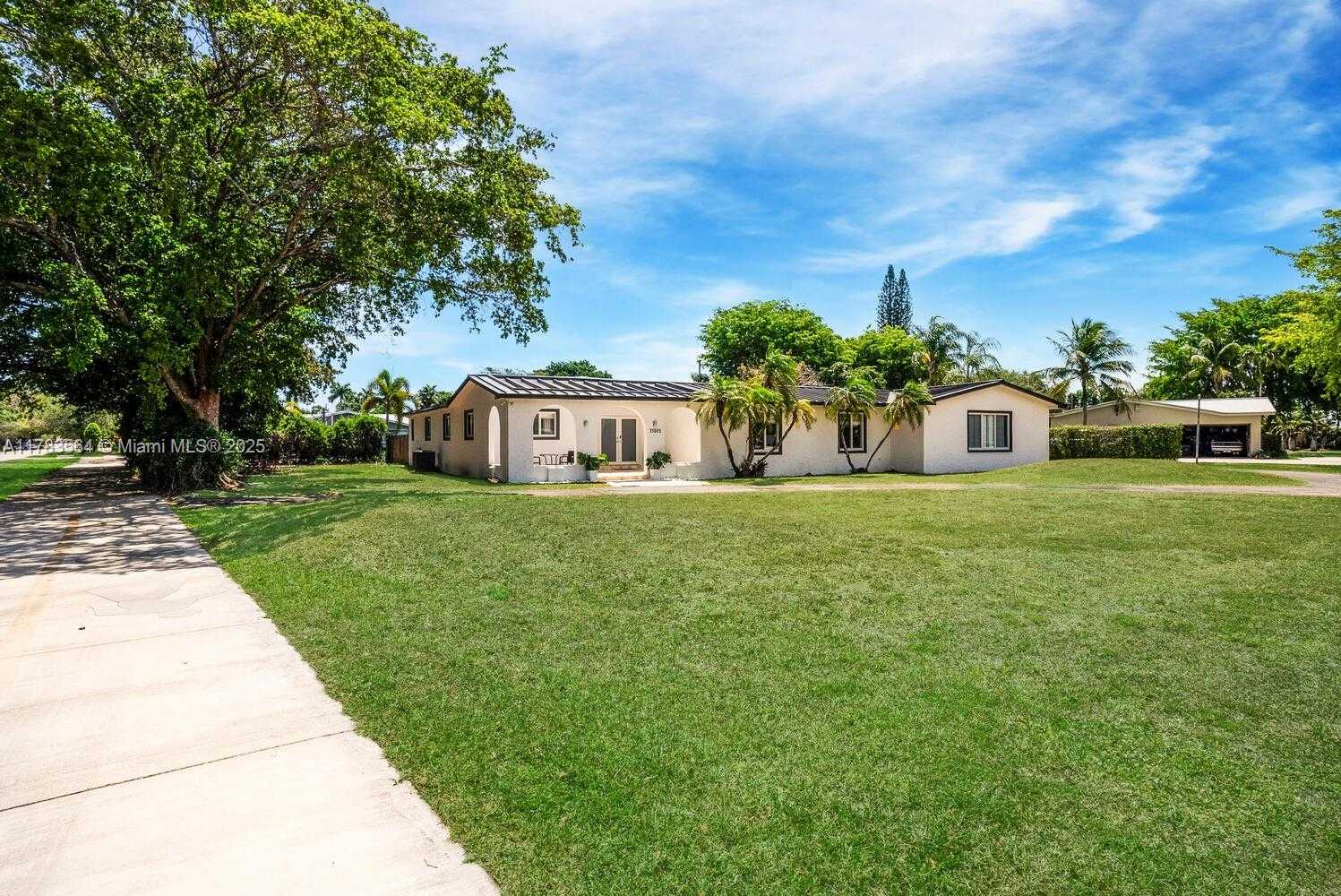 Small Image of 13605 SOUTH WEST 73RD AVE, Palmetto Bay Number 9