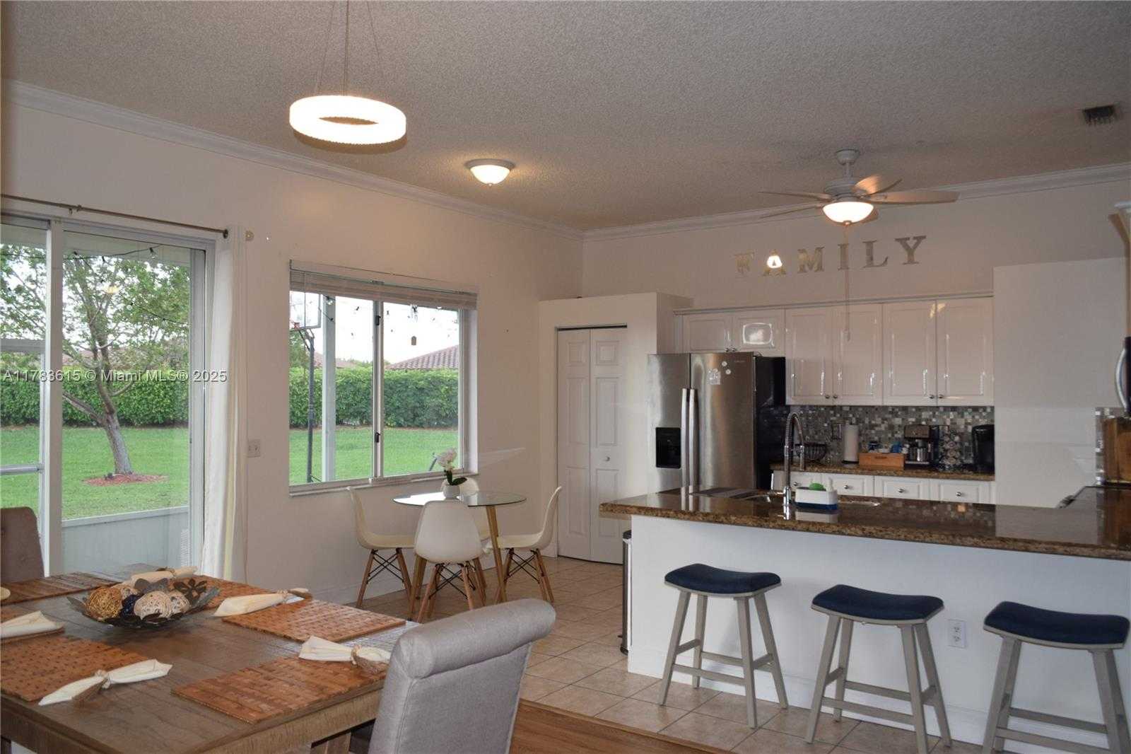 Small Image of 440 SOUTH EAST 25TH DR, Homestead Number 10