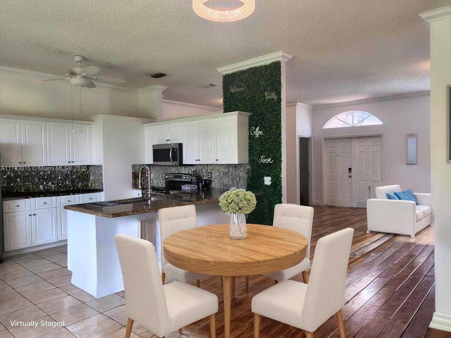 Small Image of 440 SOUTH EAST 25TH DR, Homestead Number 4