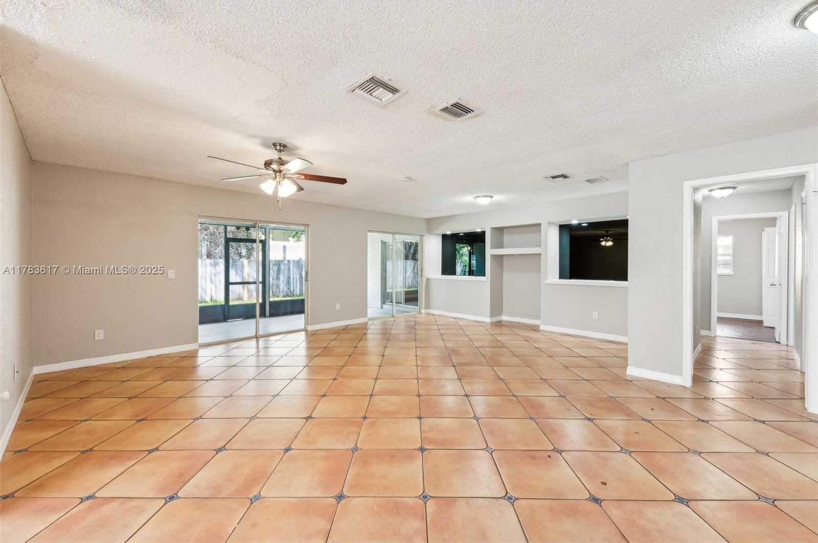 Small Image of 9219 SOUTH WEST 1ST PL, Boca Raton Number 3