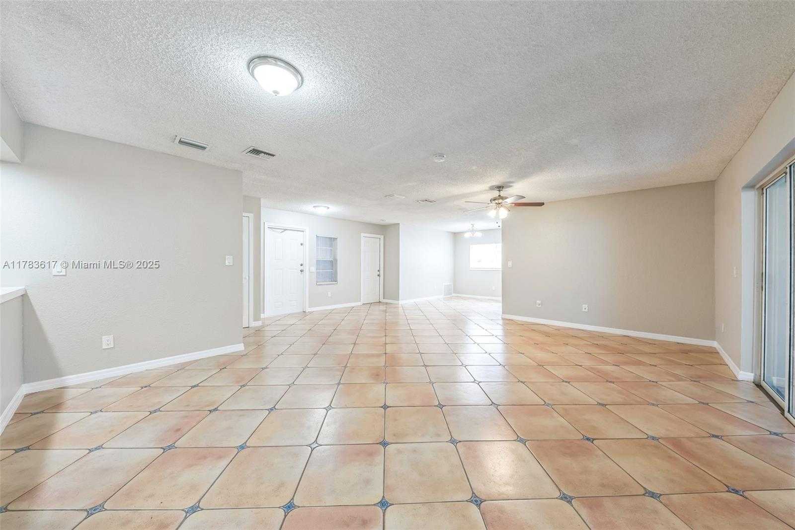 Small Image of 9219 SOUTH WEST 1ST PL, Boca Raton Number 4
