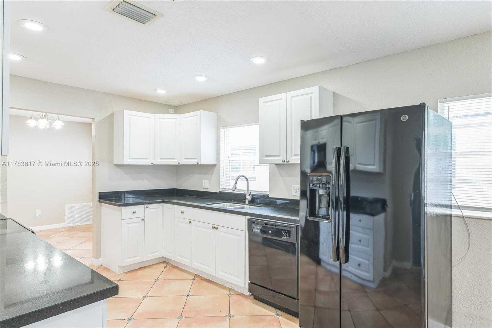 Small Image of 9219 SOUTH WEST 1ST PL, Boca Raton Number 7