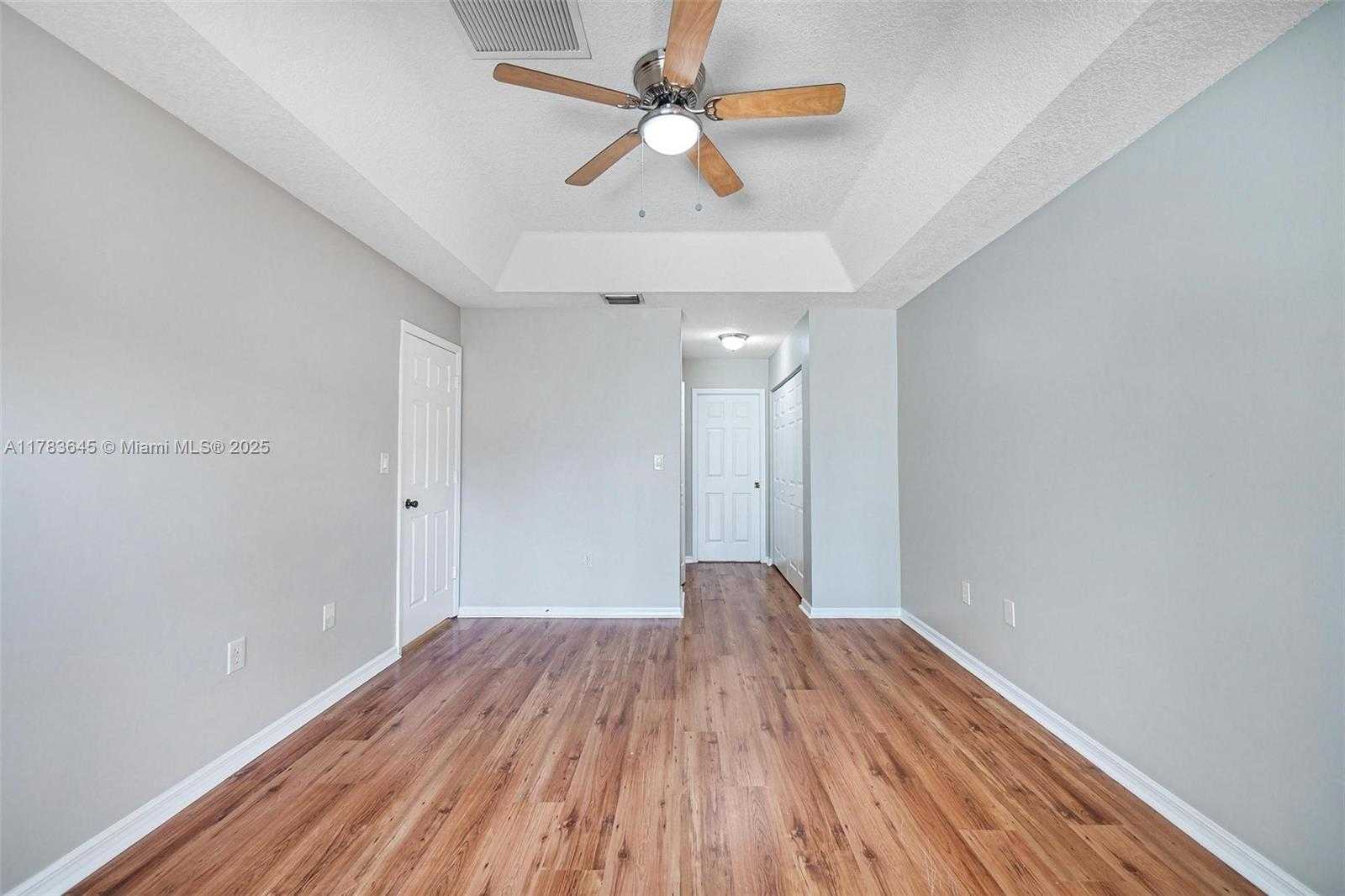 Small Image of 21092 SOUTH WEST 91ST CT, Cutler Bay Number 19
