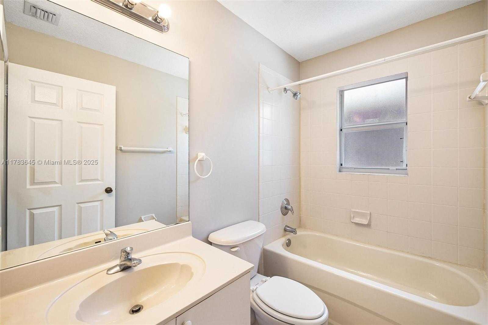 Small Image of 21092 SOUTH WEST 91ST CT, Cutler Bay Number 26