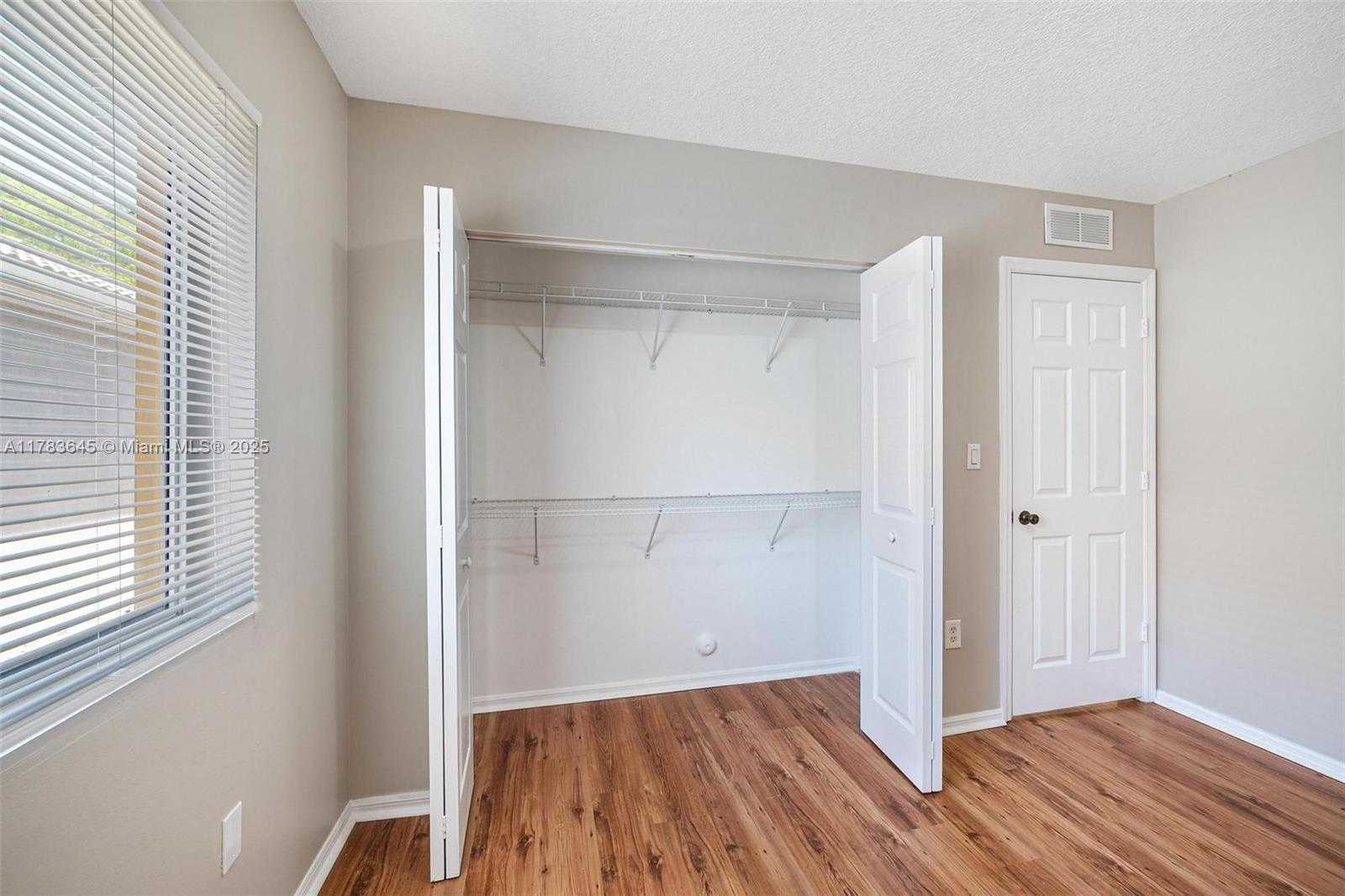 Small Image of 21092 SOUTH WEST 91ST CT, Cutler Bay Number 29