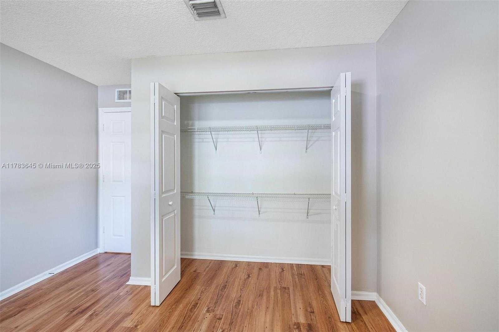 Small Image of 21092 SOUTH WEST 91ST CT, Cutler Bay Number 32
