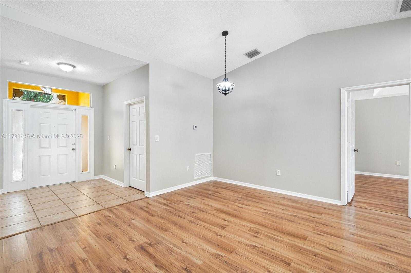 Small Image of 21092 SOUTH WEST 91ST CT, Cutler Bay Number 8