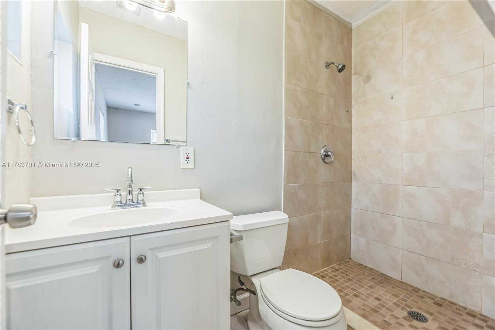 Small Image of 1541 SOUTH WEST 63RD TER, North Lauderdale Number 13