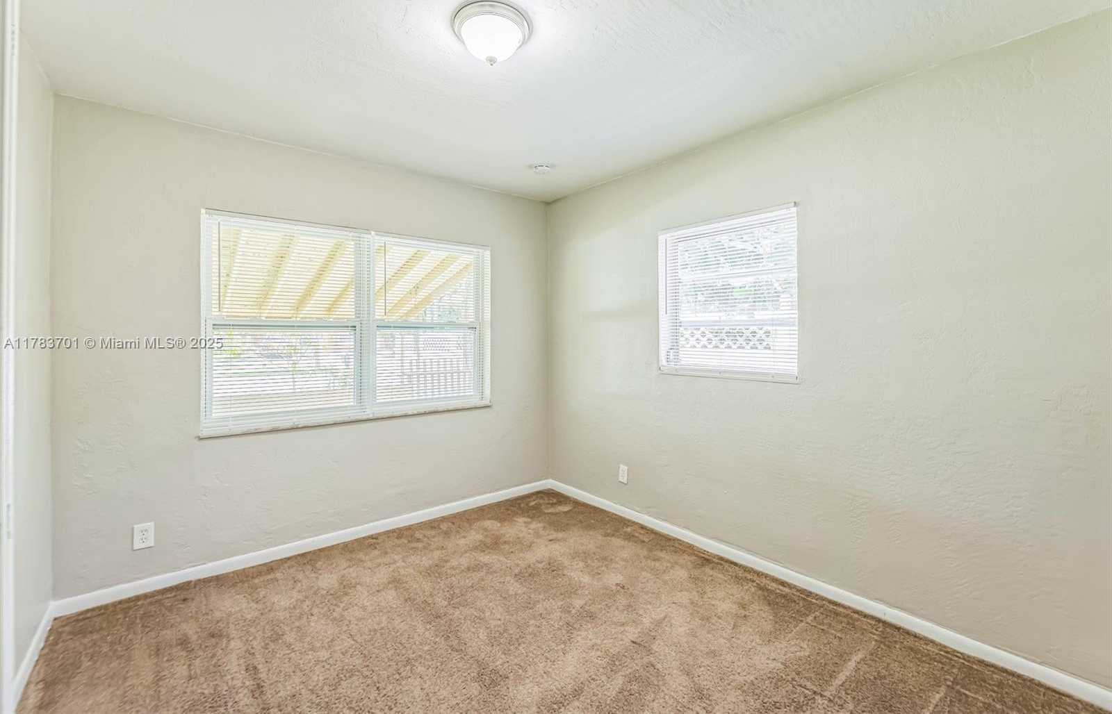 Small Image of 1541 SOUTH WEST 63RD TER, North Lauderdale Number 19