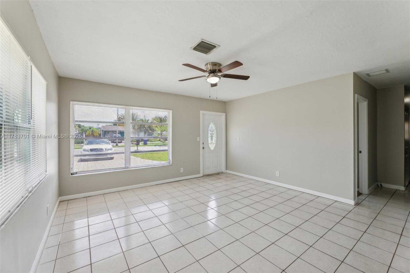 Small Image of 1541 SOUTH WEST 63RD TER, North Lauderdale Number 3