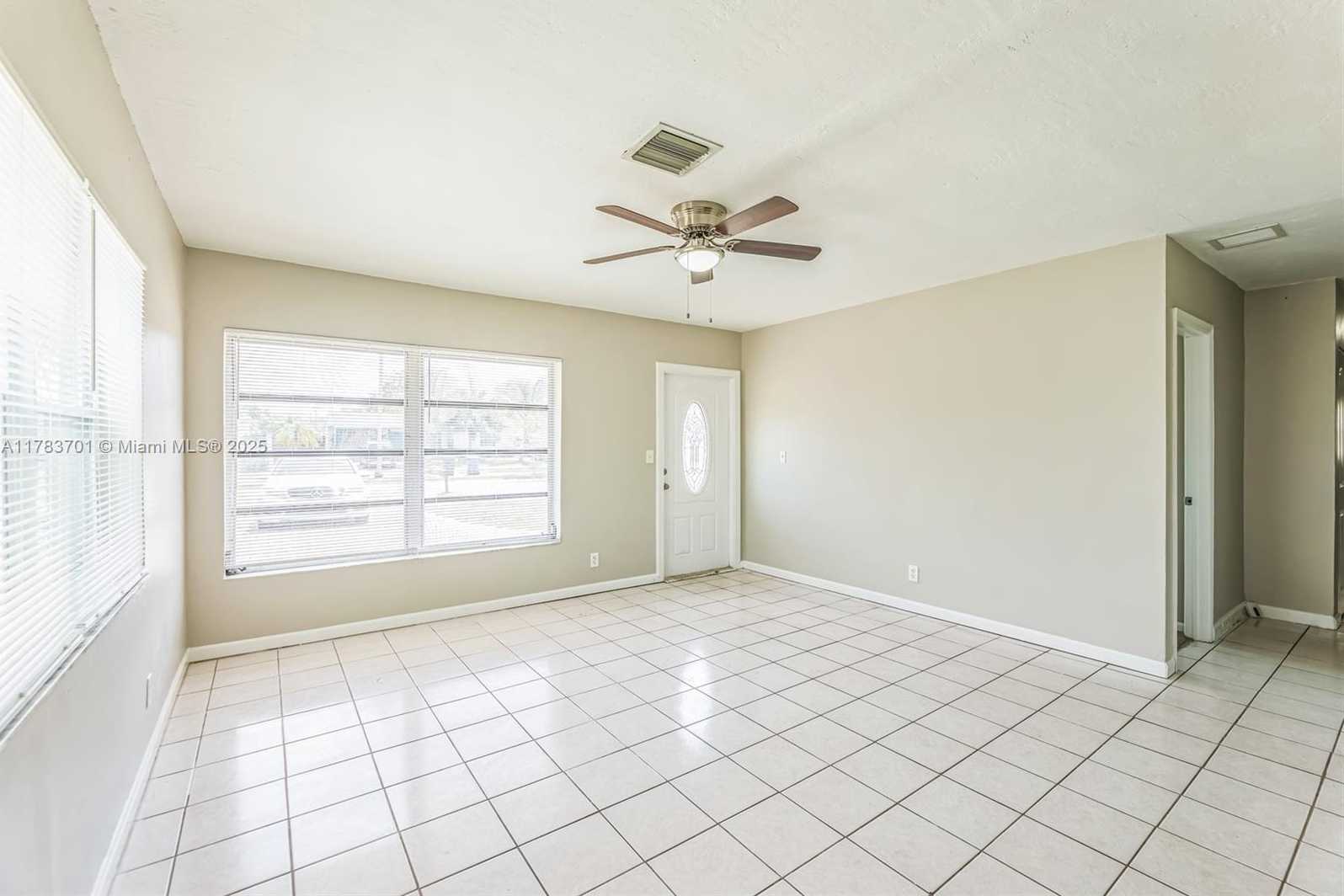 Small Image of 1541 SOUTH WEST 63RD TER, North Lauderdale Number 4