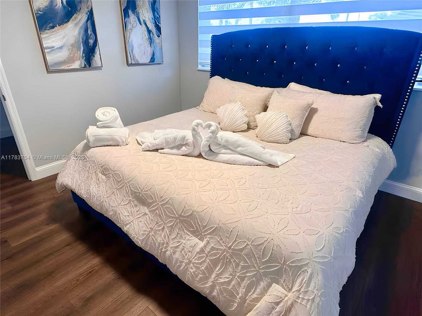 Small Image of 1398 HARBOR VIEW DR, Fort Myers Number 22