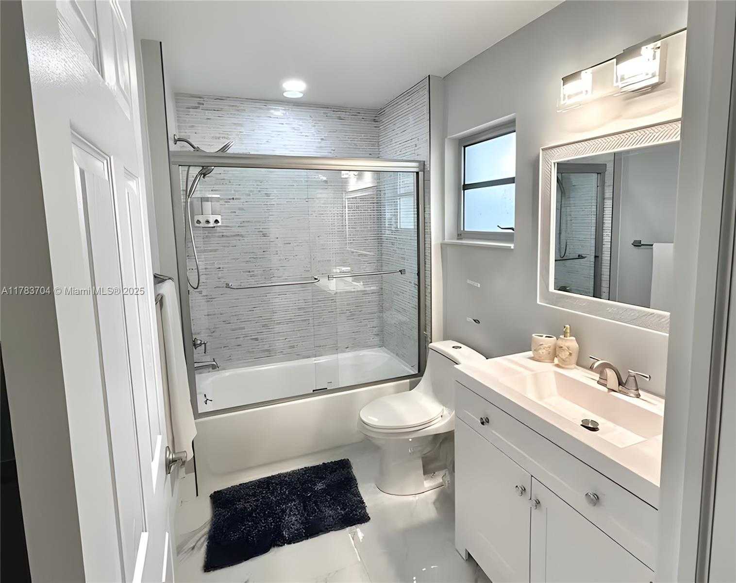 Small Image of 1398 HARBOR VIEW DR, Fort Myers Number 40