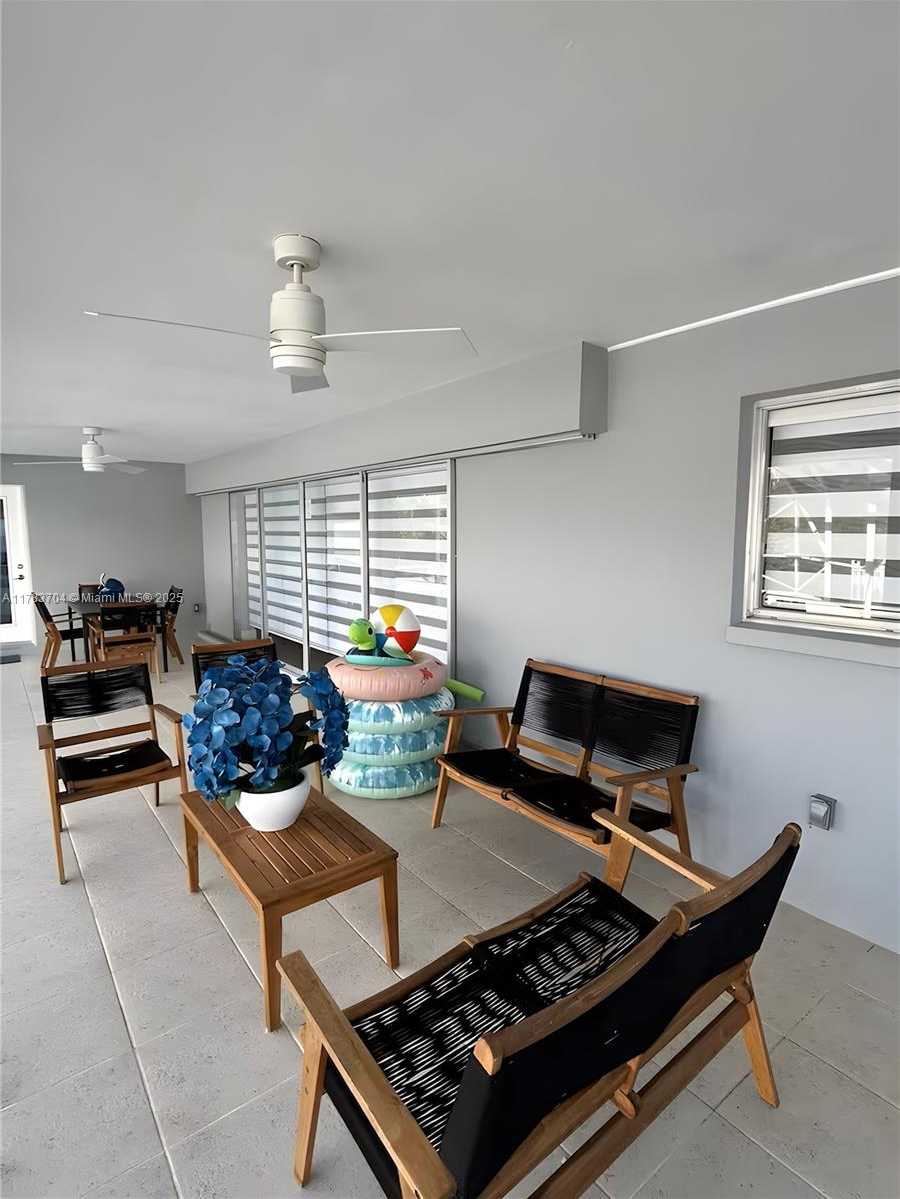 Small Image of 1398 HARBOR VIEW DR, Fort Myers Number 46