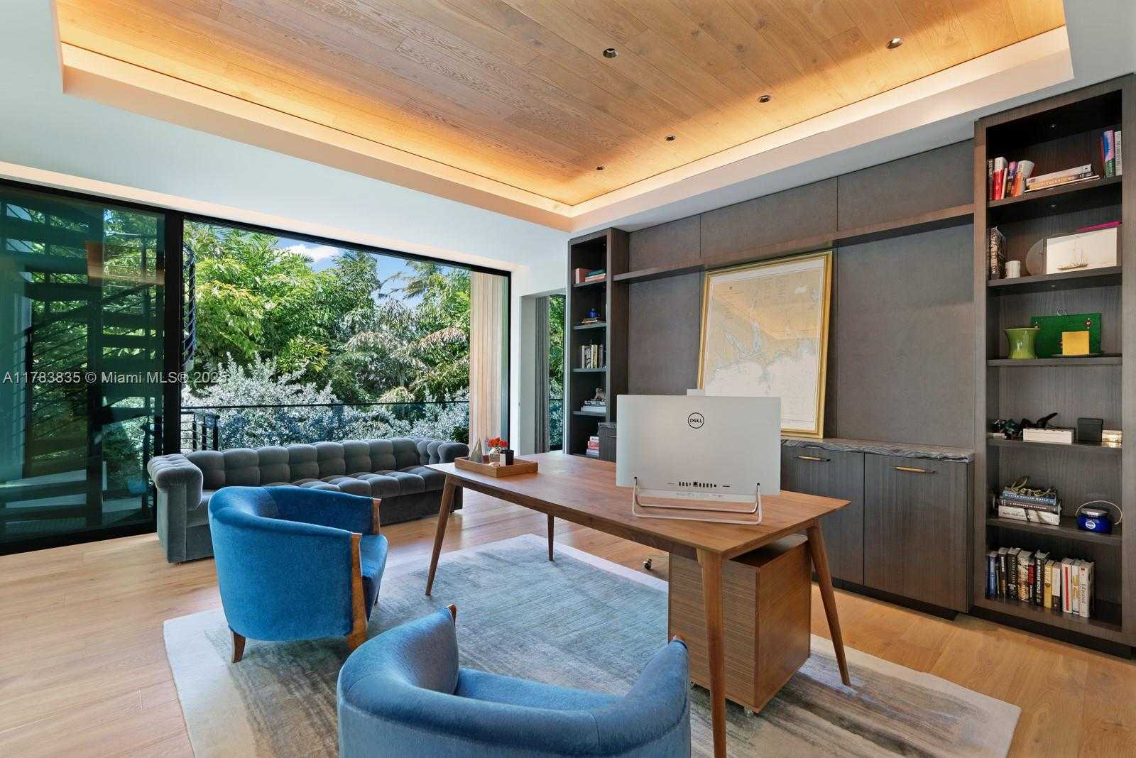 Small Image of 609 EAST DILIDO DR, Miami Beach Number 15