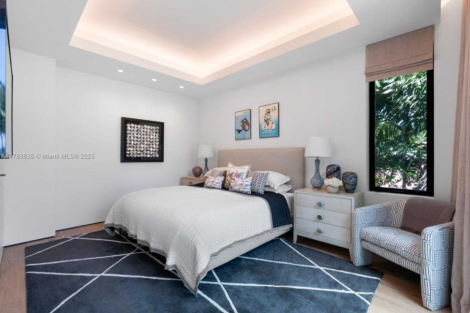 Small Image of 609 EAST DILIDO DR, Miami Beach Number 26