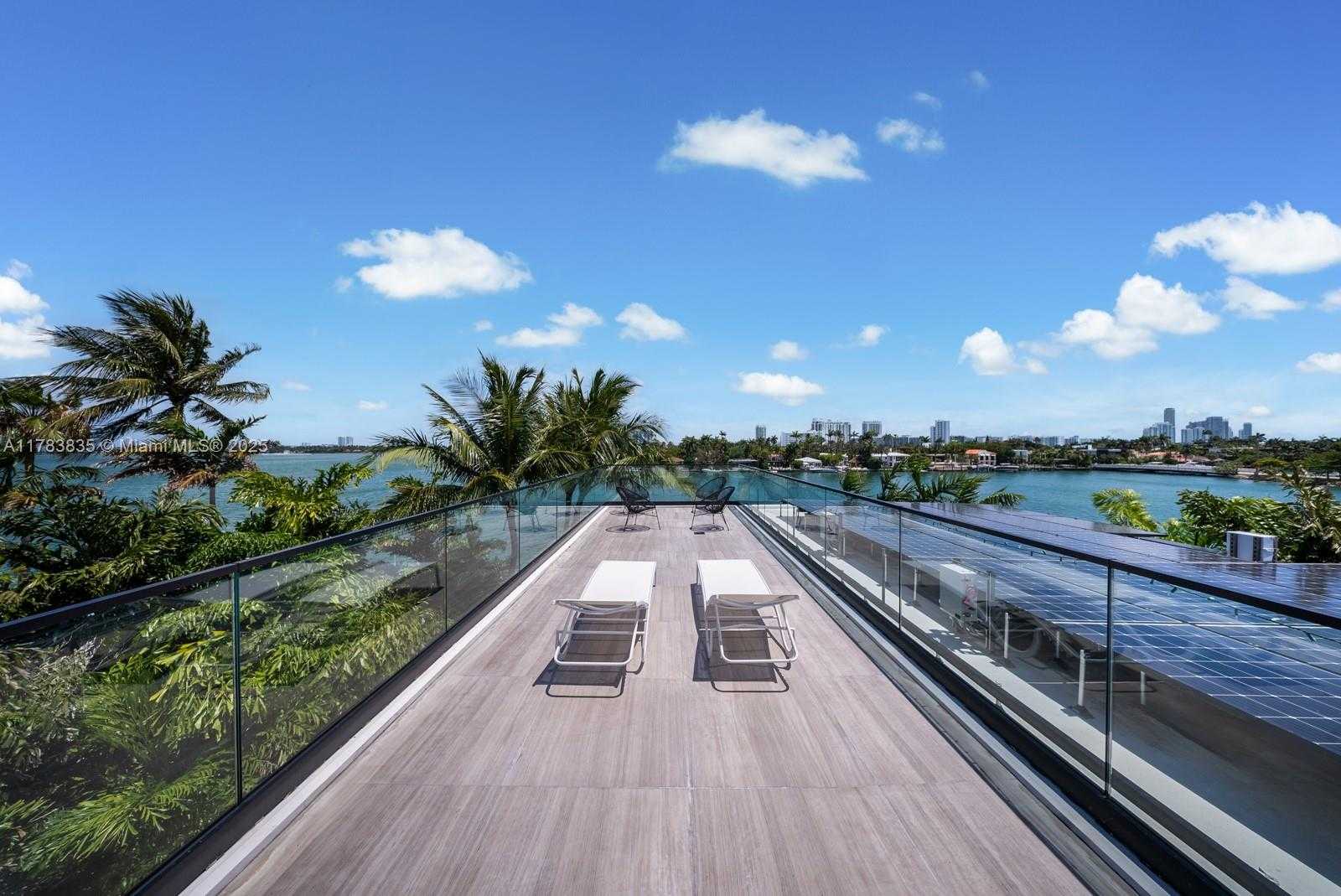Small Image of 609 EAST DILIDO DR, Miami Beach Number 40
