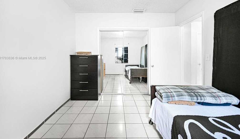 Small Image of 5080 EAST 5TH AVE, Hialeah Number 30